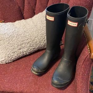 ♥️SALE matte black hunter boots